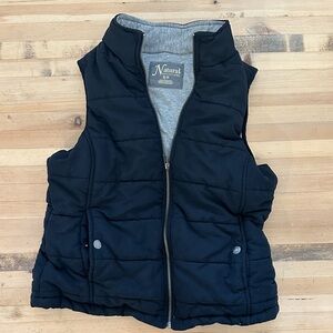 Women’s Natural Reflections Black Quilted Vest, Size S